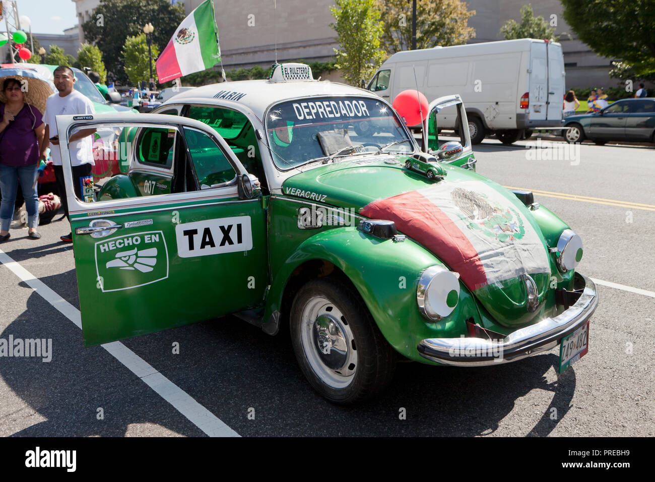 Vintage 1970's Volkswagen Beetle taxi (VW bug taxi) - USA Stock Photo