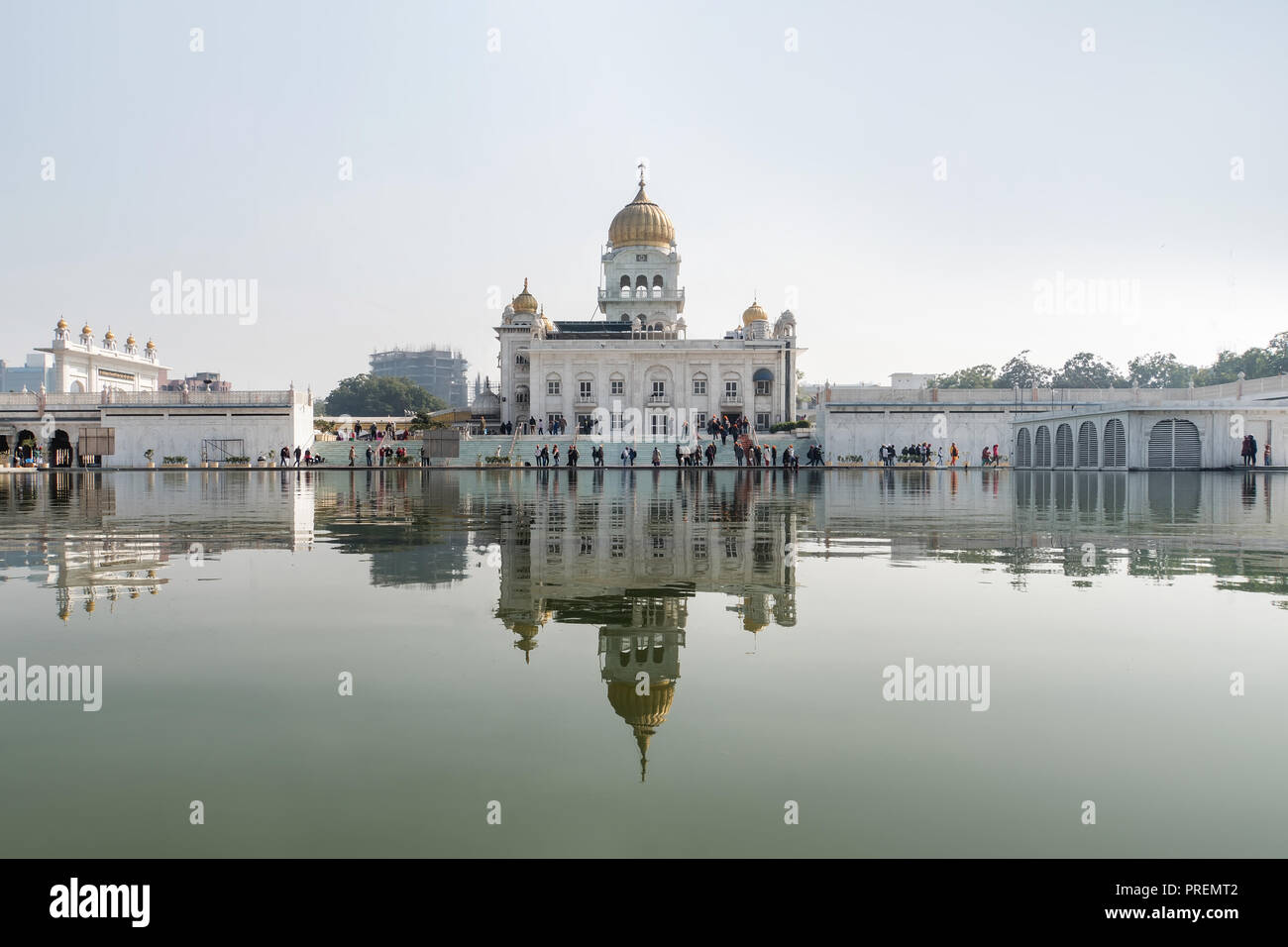 Gurdwara Bangla Sahib is the most prominent Sikh gurdwara. One of the main attractions of new Delhi. A large pond in front of the temple Stock Photo