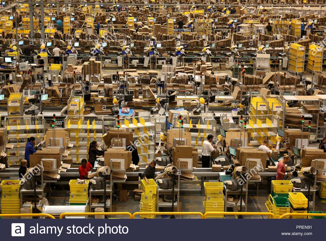 Amazon Workers Stock Photos & Amazon Workers Stock Images Alamy