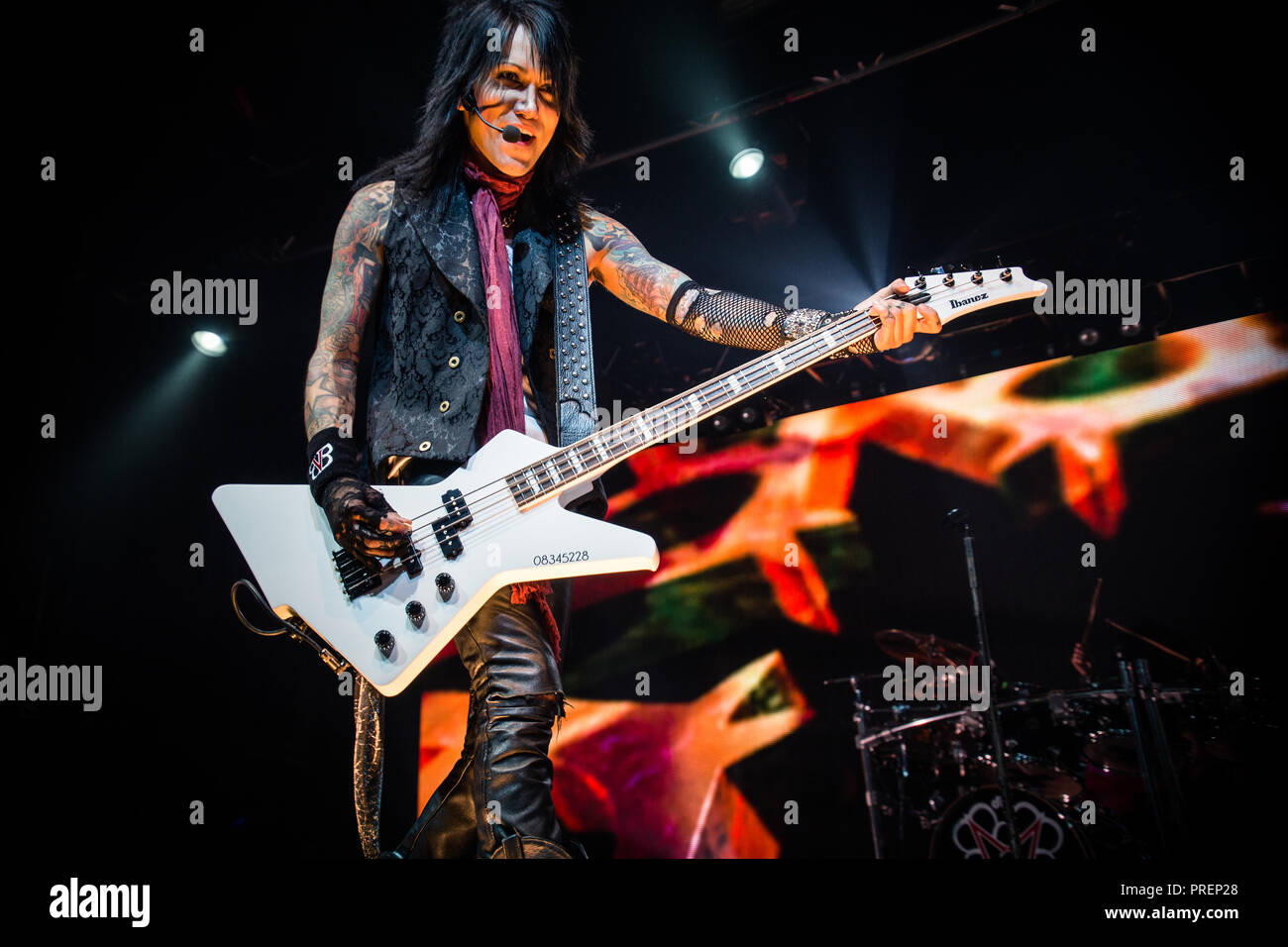 Black veil brides concert hires stock photography and images Alamy