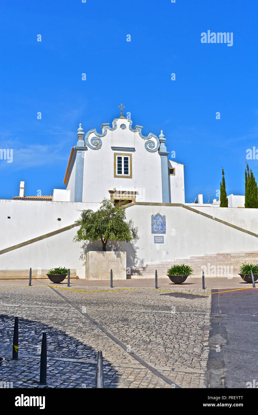 Igreja de Sant'Ana Church in the old town of Albufeira, Algarve, Portugal Stock Photo