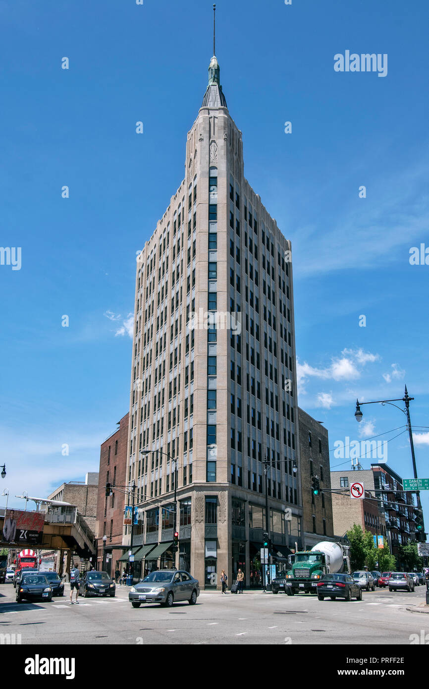 Art Deco Coyote Building (Northwest Tower), with Hotel Robey, North Milwaukee Avenue, Wicker
