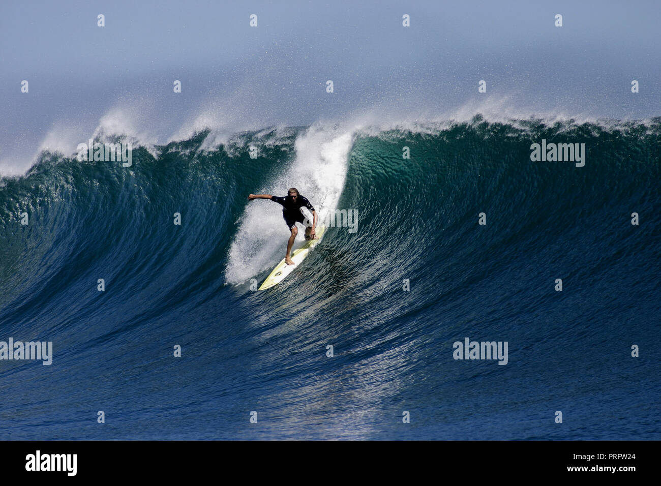 Grajagan sale bay surf