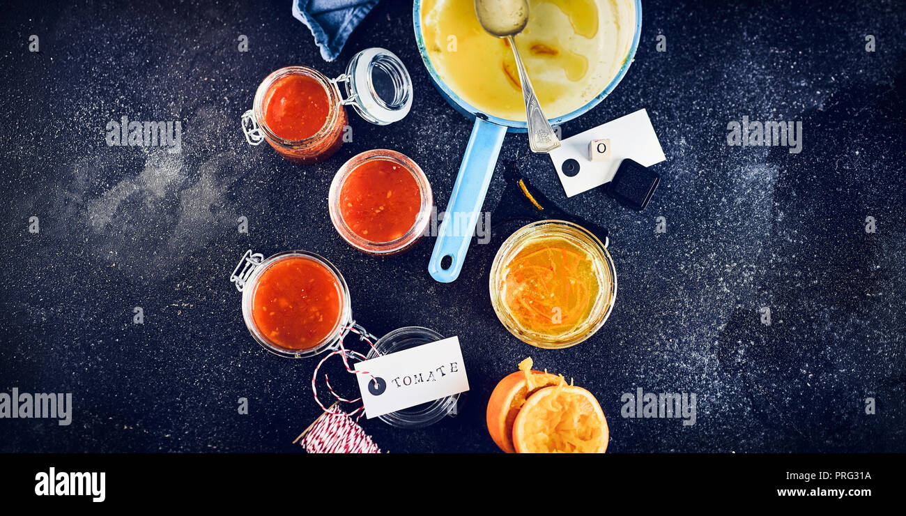 Tableau Orange jelly / Tomato jam Stock Photo Alamy