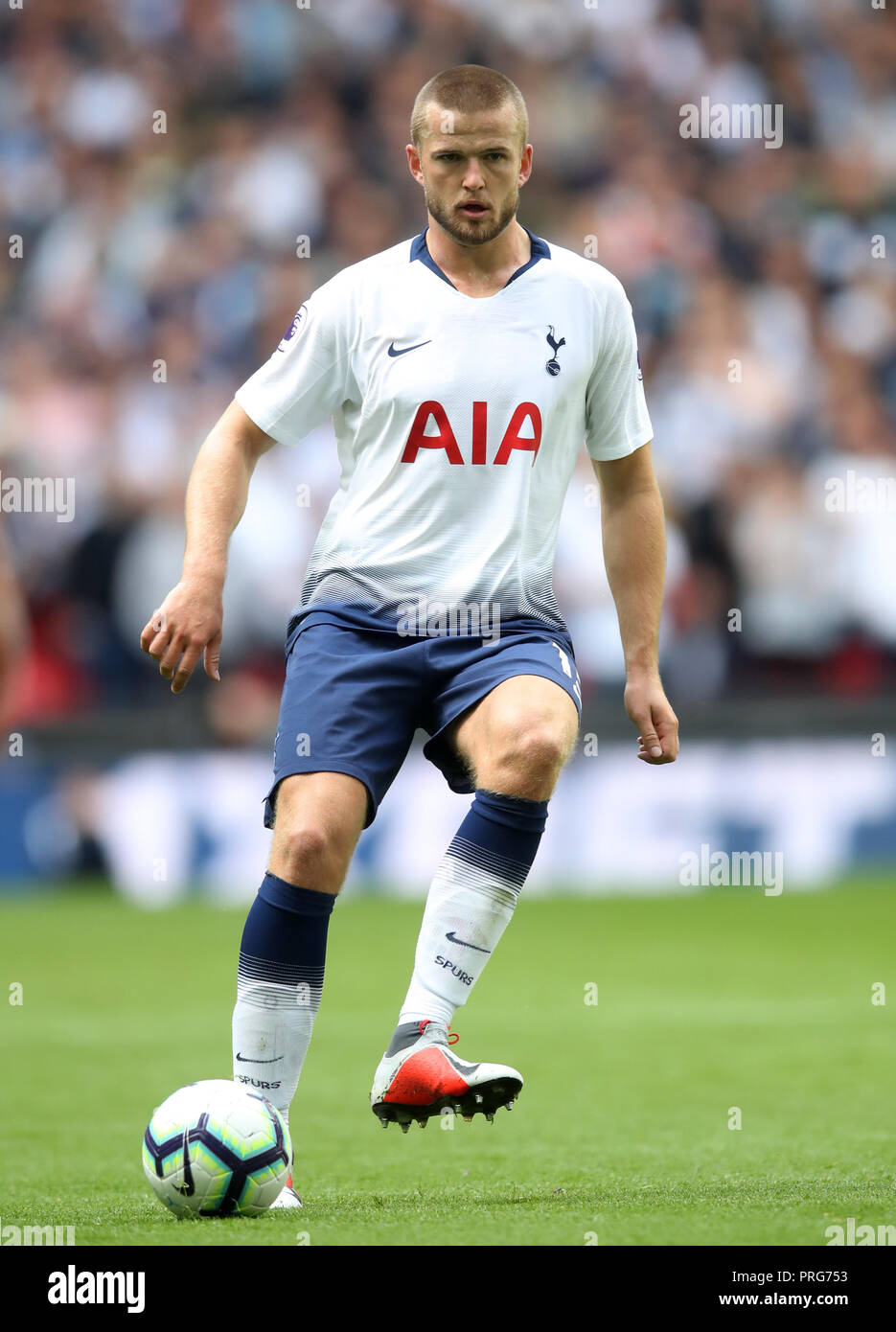 05.11.2015. White Hart Lane, Tottenham, London, England, UEFA Europa League  Football. Tottenham Hotspur versus Anderlecht. Tottenham Hotspur's Eric  Dier who today was called up to the senior England squad warms up before