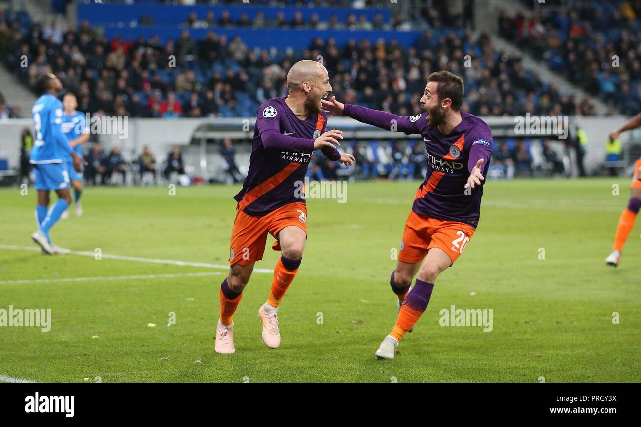 Schalke, Deutschland. 02nd Oct, 2018. firo: 02.10.2018 Football
