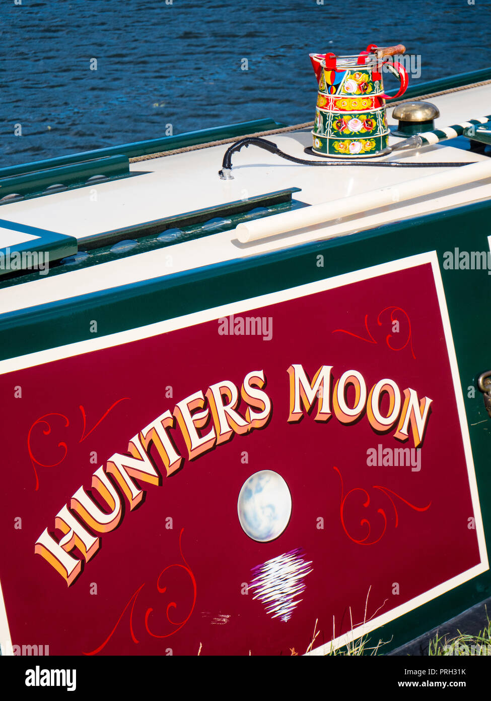 Hunters Moon Narrow Boat Abingdon Lock River Thames Abingdon 