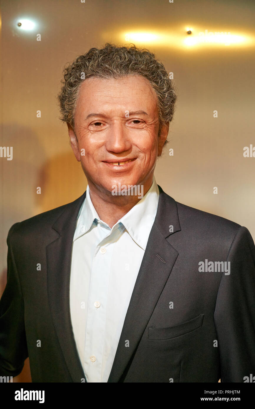 MONTREAL, CANADA - SEPTEMBER 23, 2018: Michel Drucker, popular French journalist and TV host. Wax museum Grevin in Montreal, Quebec, Canada Stock Photo