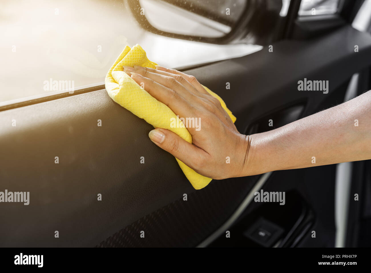 Cleaning service door hires stock photography and images Alamy
