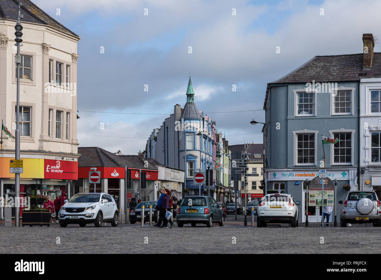 Caernarfon town centre, Gwynedd, North Wales, UK Stock Photo Alamy