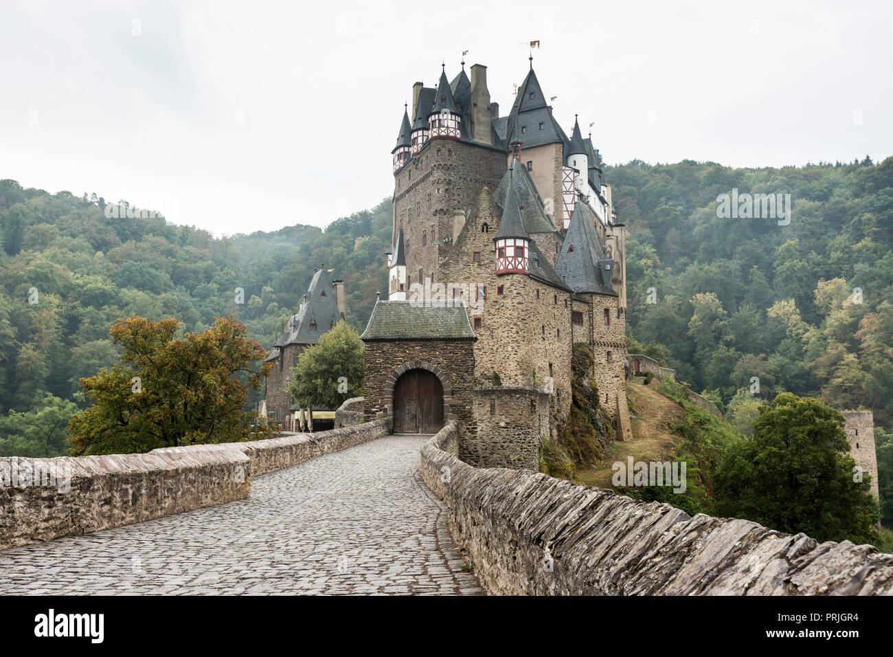 Eltz Castle, Ganerbenburg, Münstermaifeld, Wierschem, Moselle, Rhineland-Palatinate, Germany Stock Photo