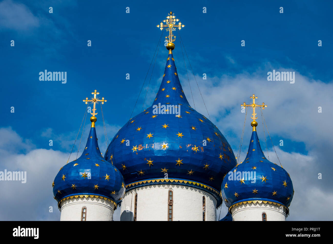 Blue cupolas of the russian orthodox church, Nativity of the virgin cathedral, Unesco world heritage sight, Suzdal, Russia Stock Photo