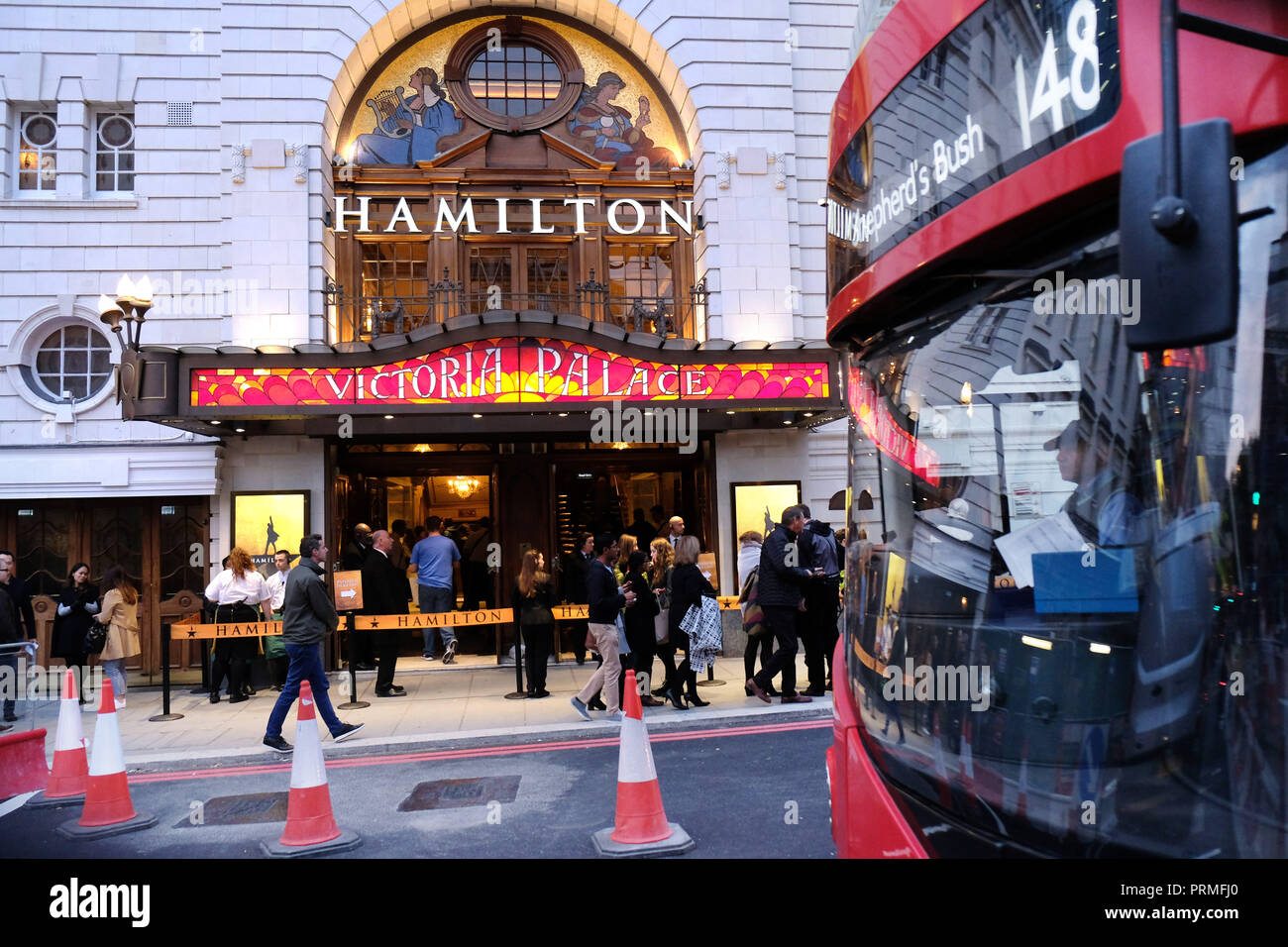 Victoria palace cheap theatre shows
