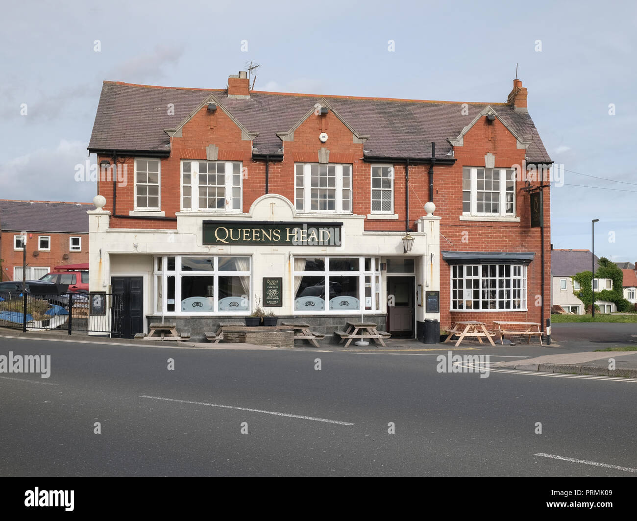 Queens Head pub Cullercoats North Shields  Whitley Bay Stock Photo
