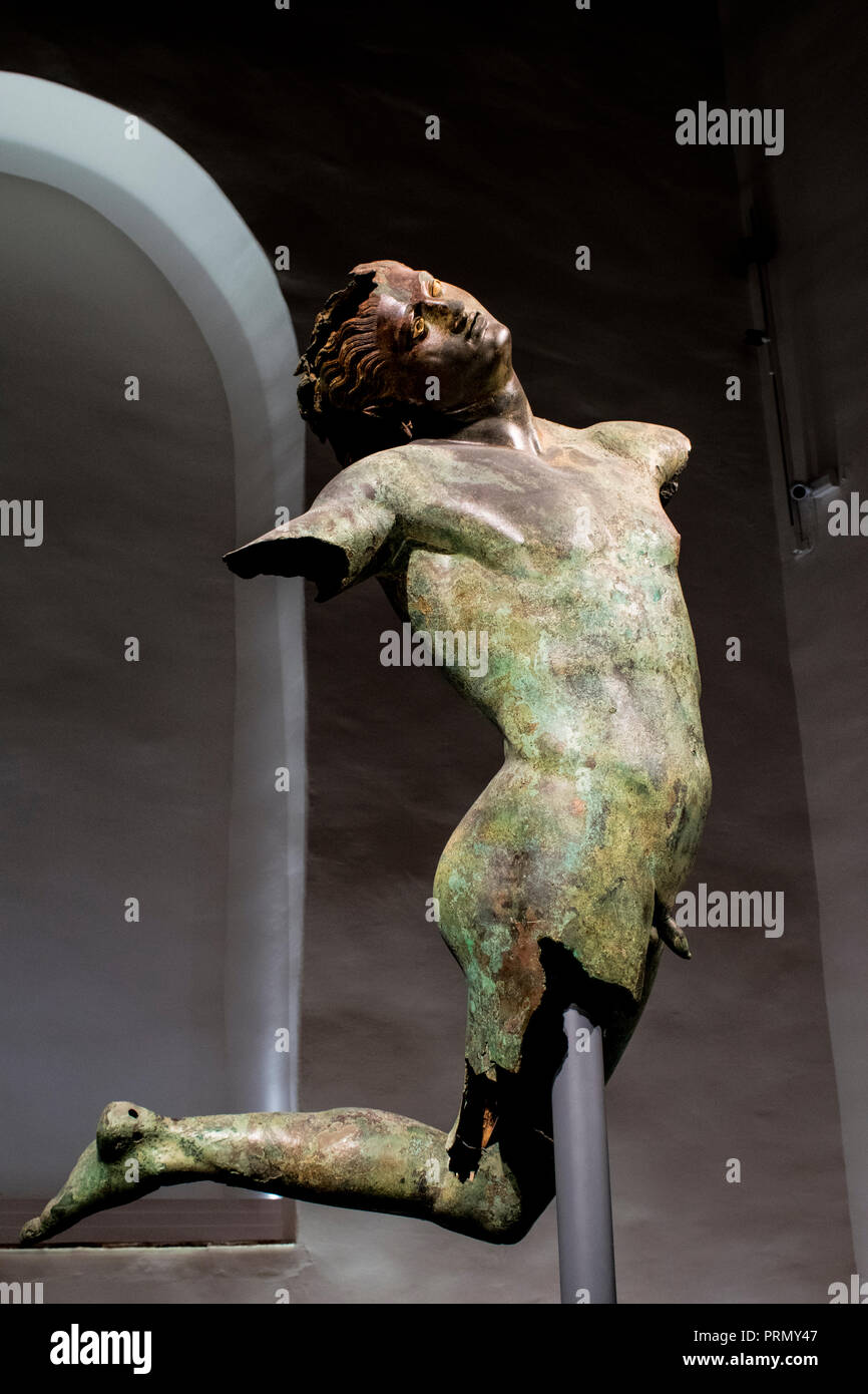 Satiro danzante Stock Photo Alamy