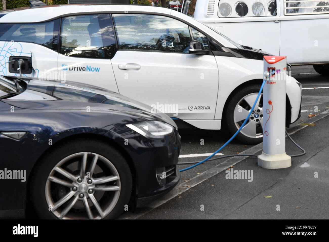 Eelctric Charge Point High Resolution Stock Photography and Images - Alamy
