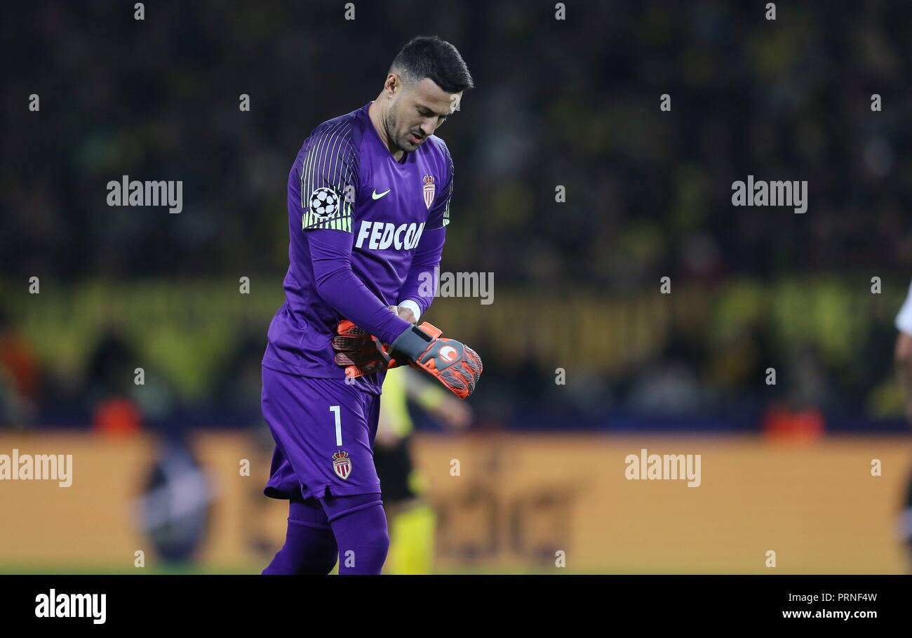 Dortmund, Deutschland. 03rd Oct, 2018. firo: 03.10.2018 Football, Football, Champions League: BVB Borussia Dortmund - AS Monaco 3: 0 goalkeeper, Danijel Subašic, Danijel Subasic | usage worldwide Credit: dpa/Alamy Live News Stock Photo