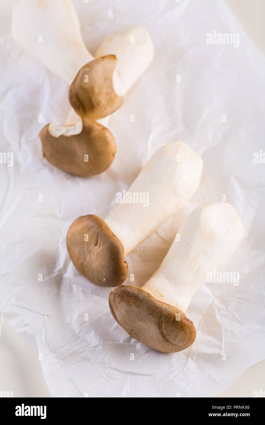 Delicious raw king oyster mushrooms Stock Photo Alamy