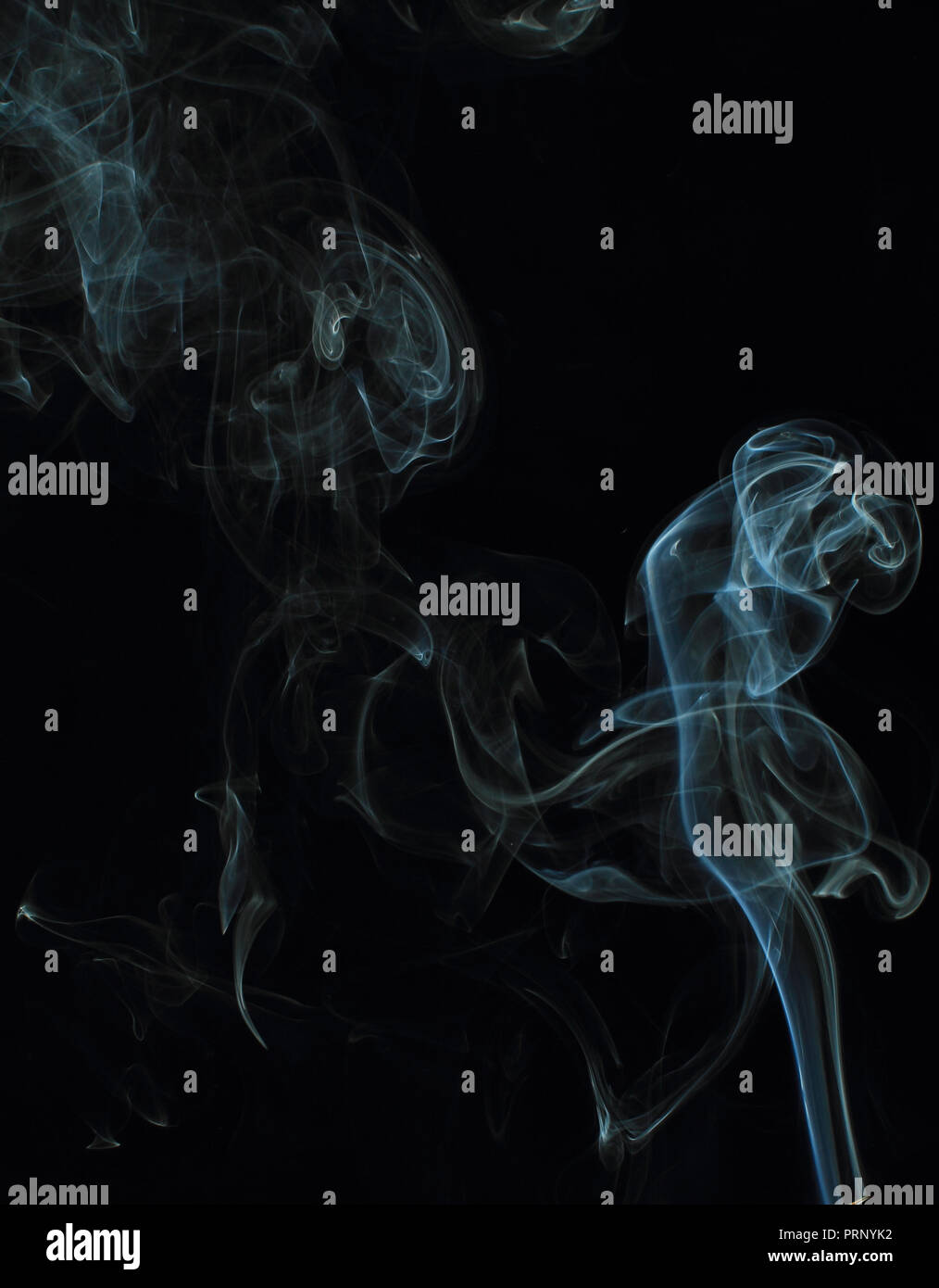 Abstract white smoke texture on black background Stock Photo - Alamy