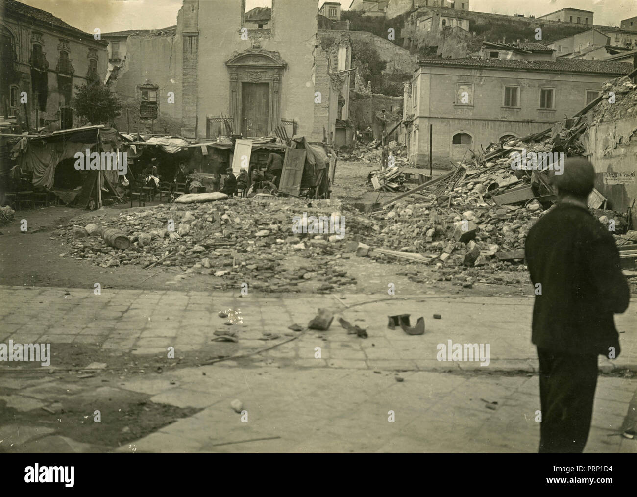 After the earthquake of 1908 in Messina: Piazza Duomo Stock Photo