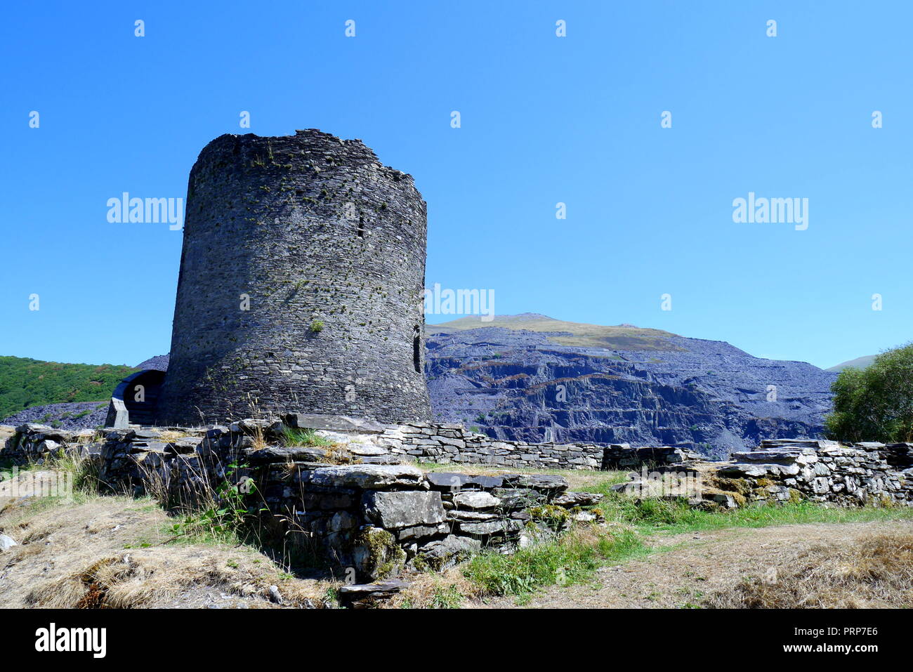 Dolbadarn Castle, Slate quarry behind, Llanberis, North Wales, UK Stock Photo