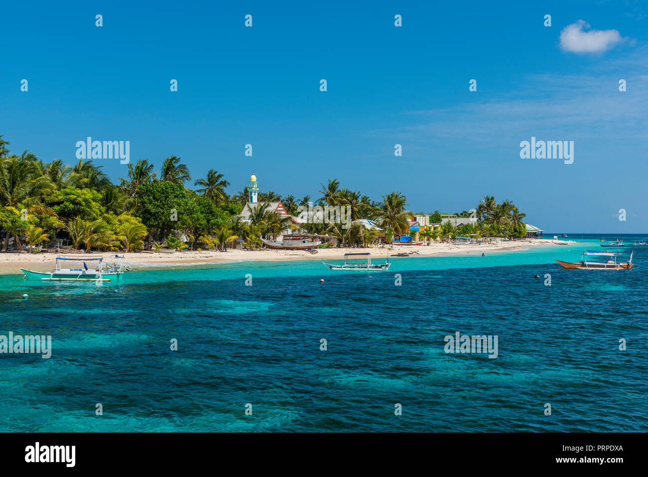 Pulau Liukang Loe island, Bira, Sulawesi, Indonesia Stock Photo - Alamy