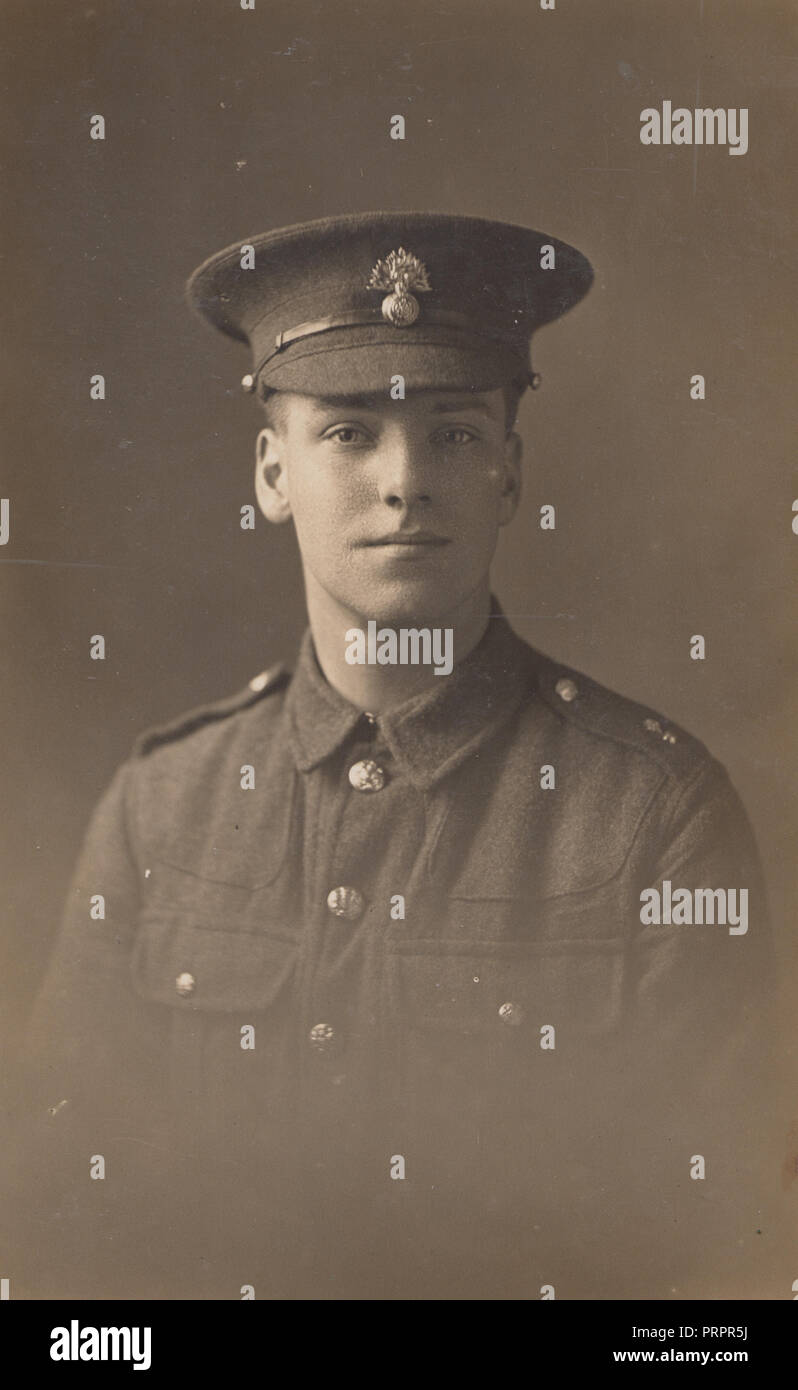* Vintage Photograph of a WW1 British Army Soldier Stock Photo