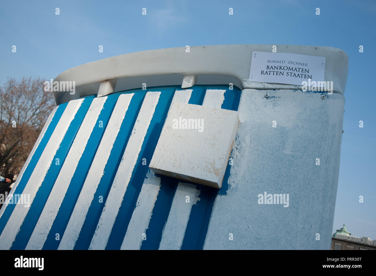 Wien, Kunstaktion 1 Quadratmeter Staat, 1. Februar 2012 Stock Photo