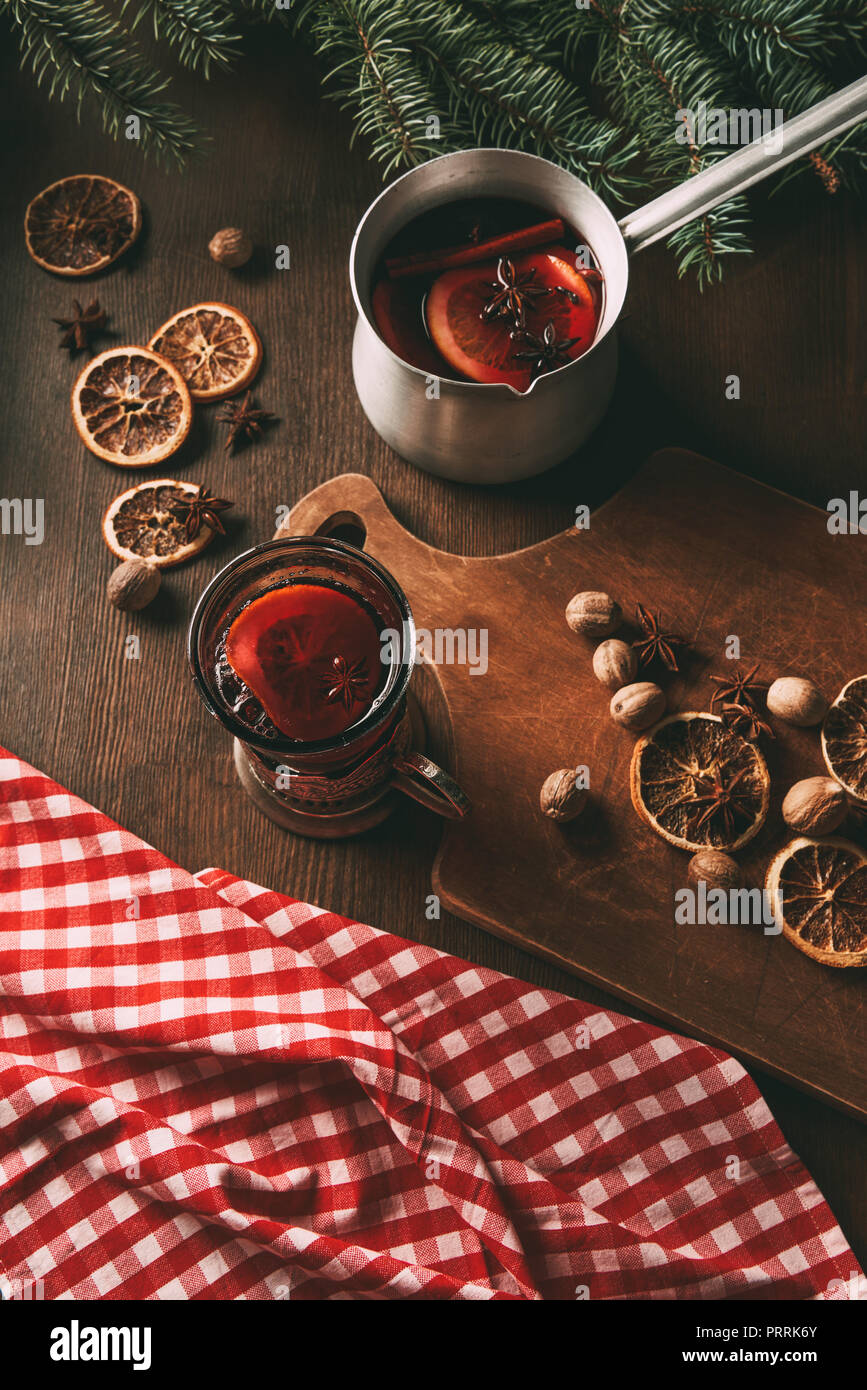 Nutmeg seeds hires stock photography and images Alamy