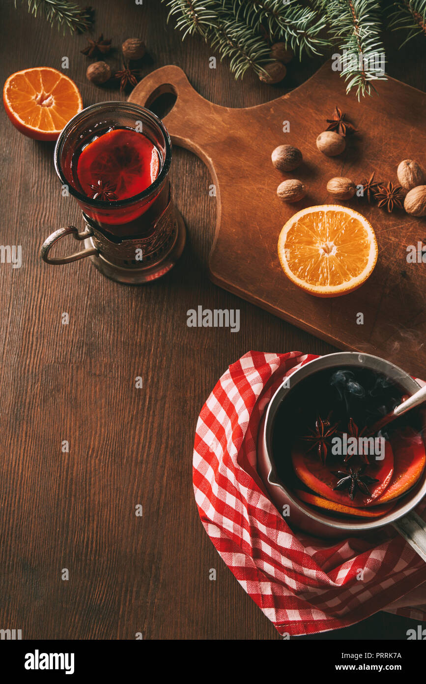 Mulled wine in mug with mug warmer Stock Photo - Alamy