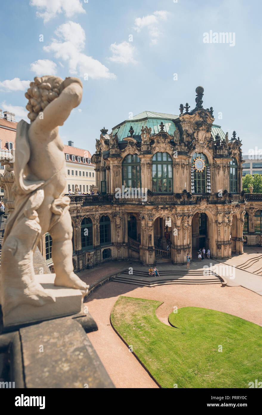 Famous statues in germany hires stock photography and images Alamy