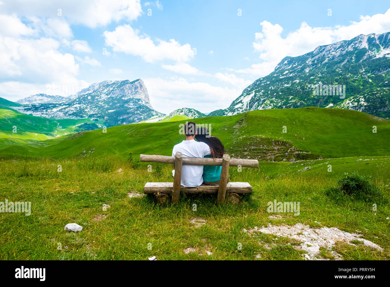 Travelers sitting on bench hi-res stock photography and images - Alamy
