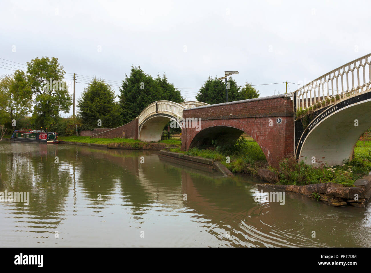 The bridges at Braunston Turn, junction of the Grand Union and Oxford Canals, Braunston, Northamptonshire, England, UK Stock Photo