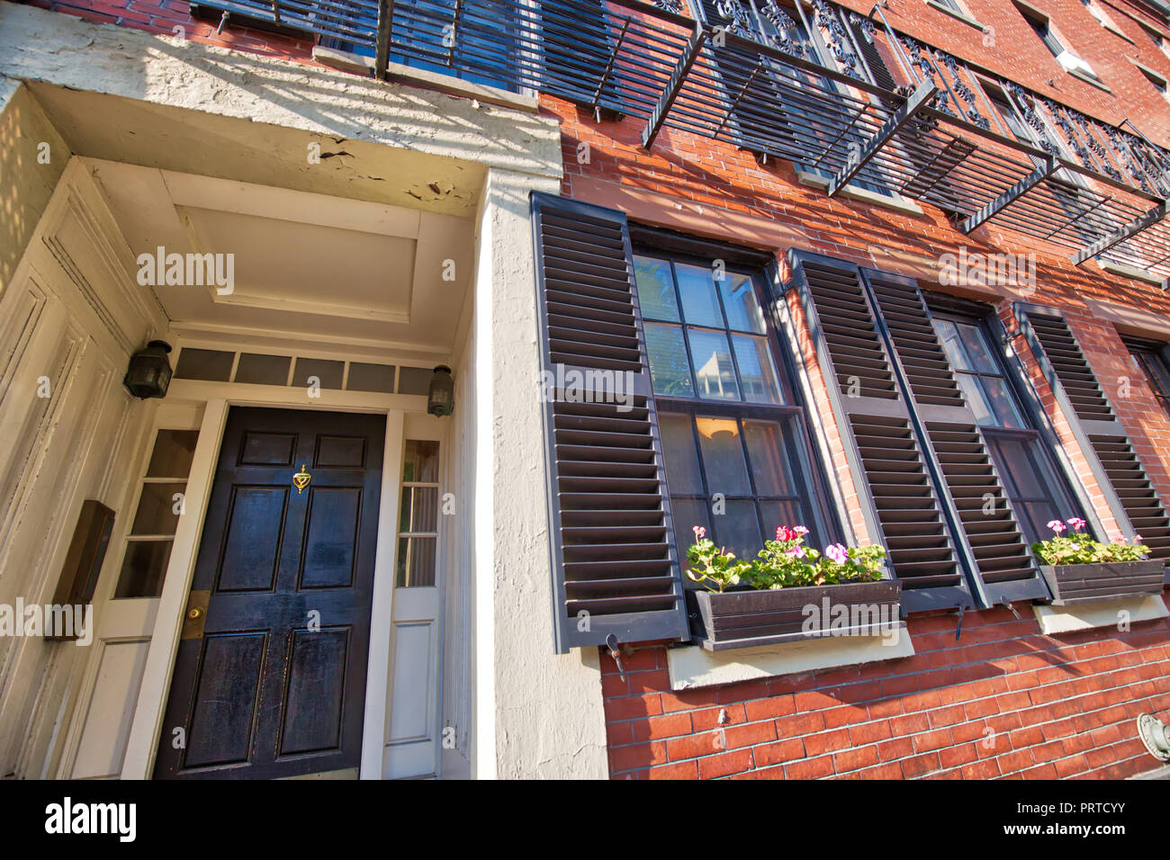 Landmark Boston Beacon Hill streets Stock Photo Alamy