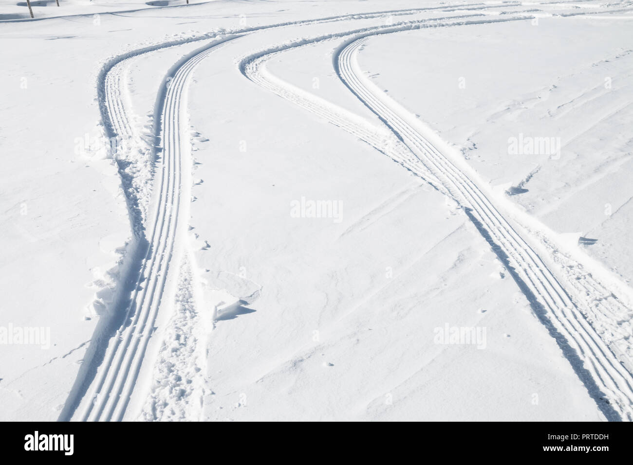 Car tire track hi-res stock photography and images - Alamy