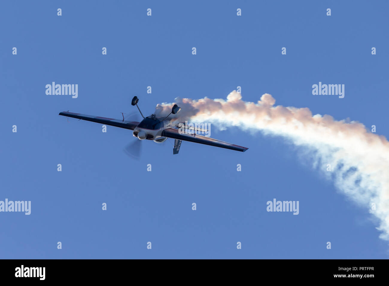 Melissa Andrzejewski flying an Edge 540 aerobatic aircraft Stock Photo ...