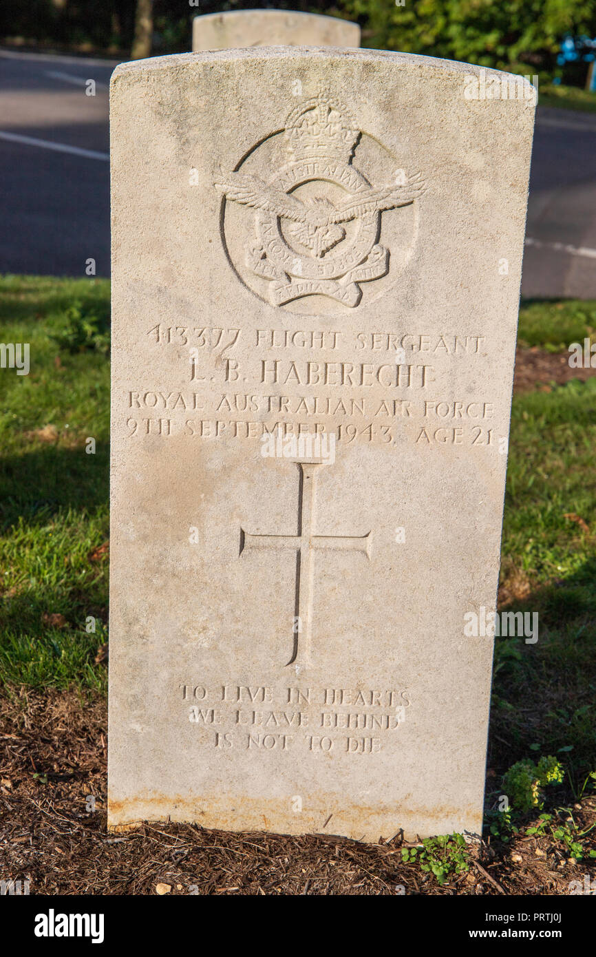 Commonwealth War Graves Commission Grave of Leonard Burtham Haberecht of the, Haycombe Cemetery, Bath UK Stock Photo