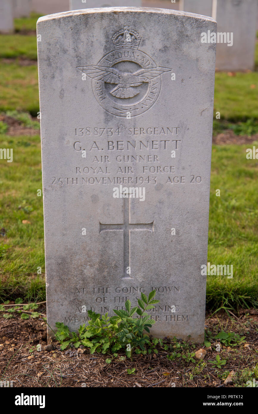 Commonwealth War Graves Commission Grave of Alfred of