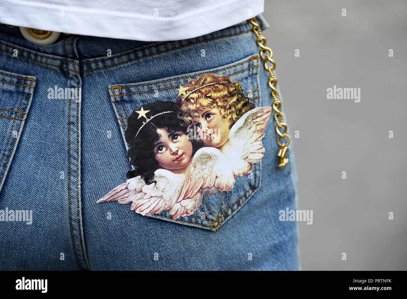 Jeans pocket with angels High 
