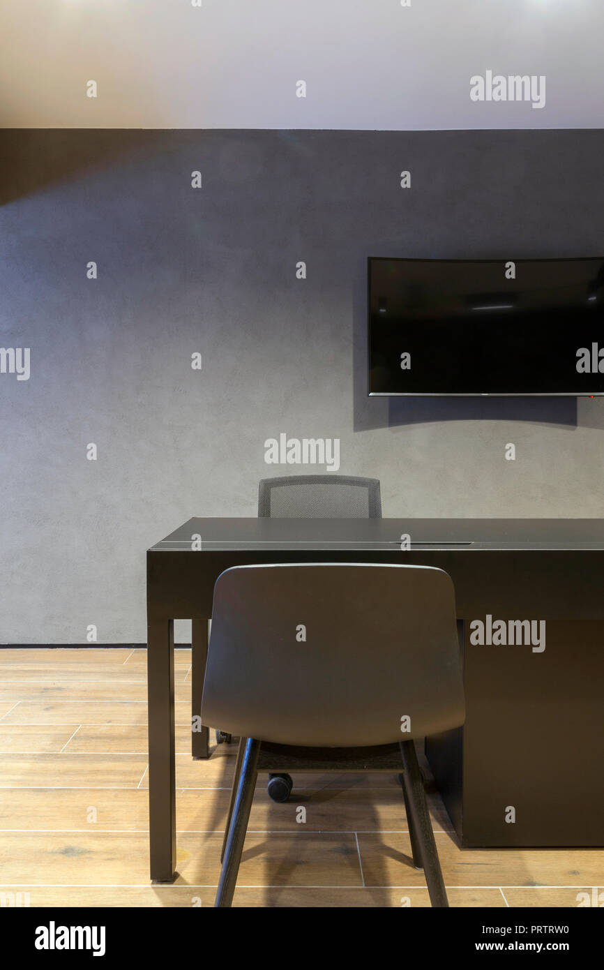 Interview environment hi-res stock photography and images - Alamy