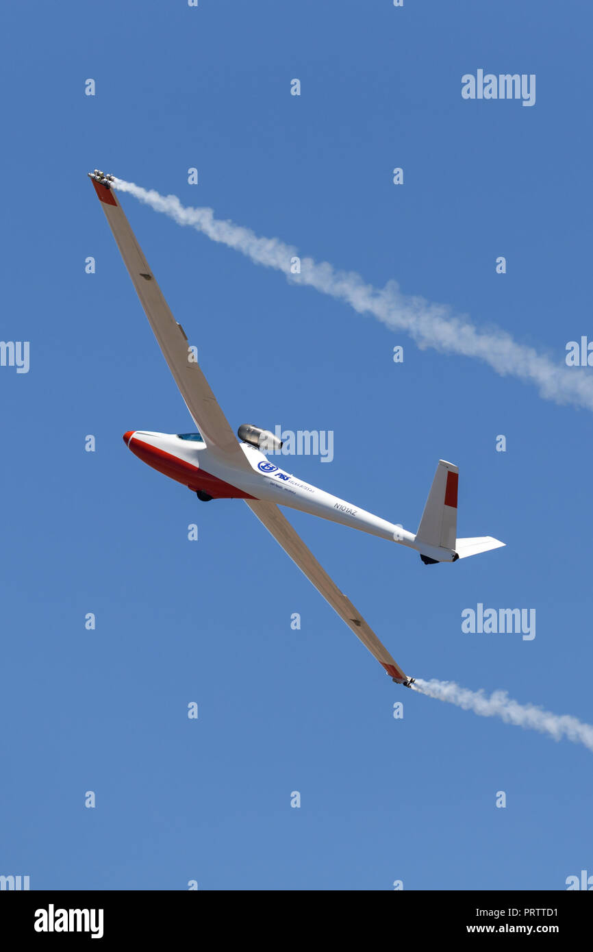 Start & Flug H101 Salto glider modified with a jet engine added