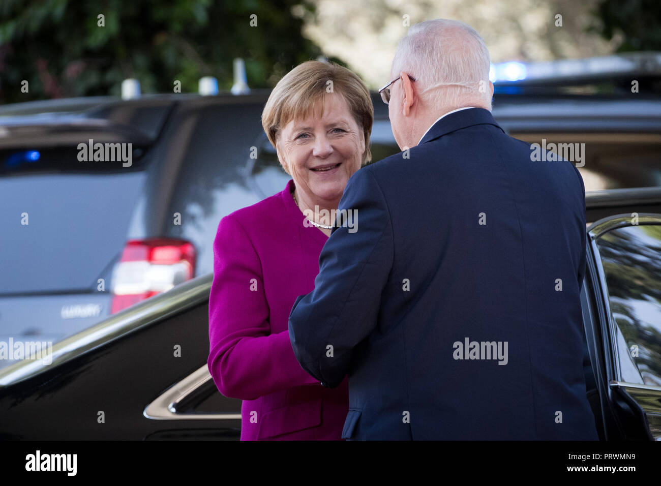 Jerusalem. 4th Oct, 2018. German Chancellor Angela Merkel (L) meets with Israeli President Reuven Rivlin in Jerusalem, on Oct. 4, 2018. Credit: JINI/Xinhua/Alamy Live News Stock Photo