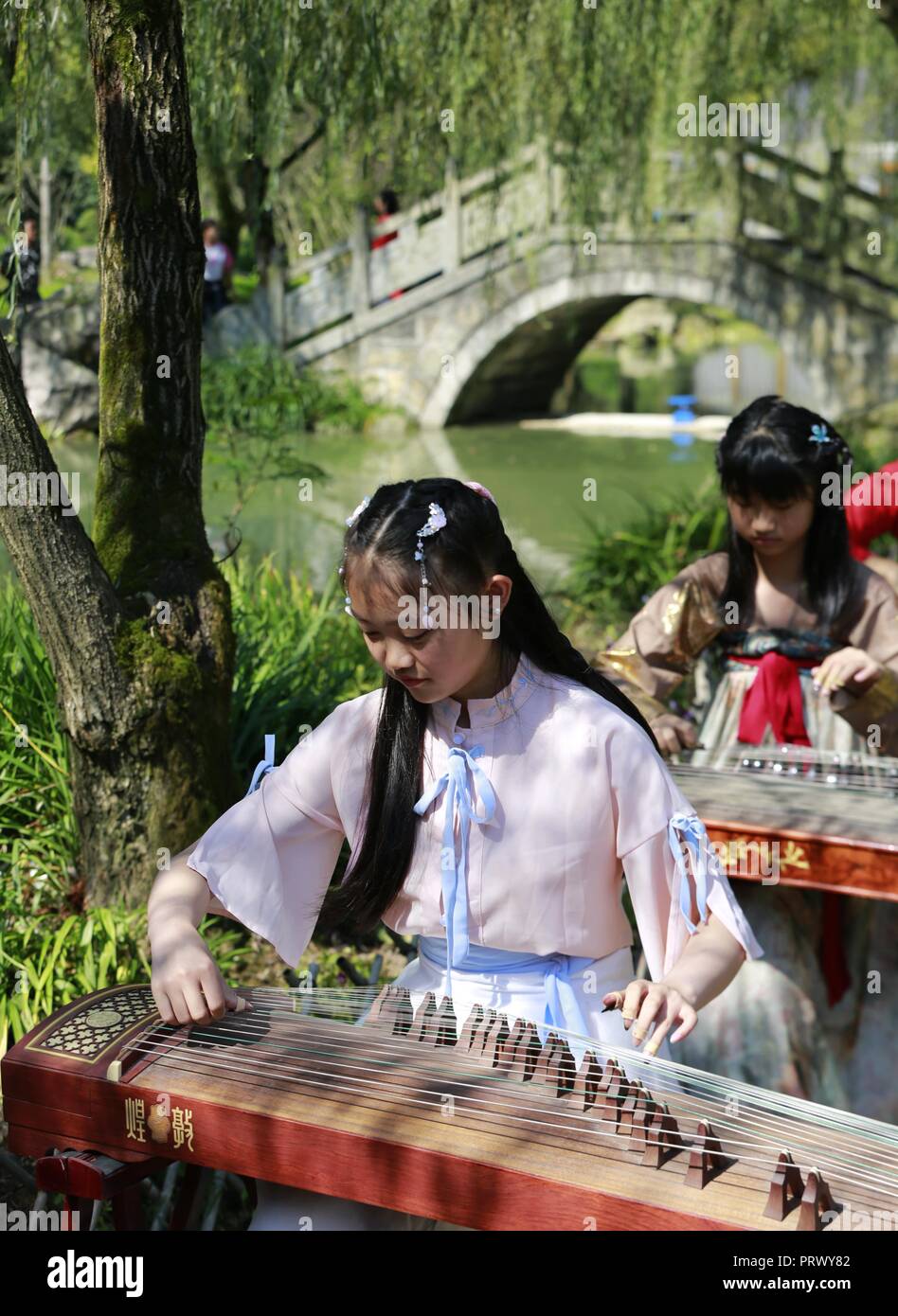 Learn guzheng 2024