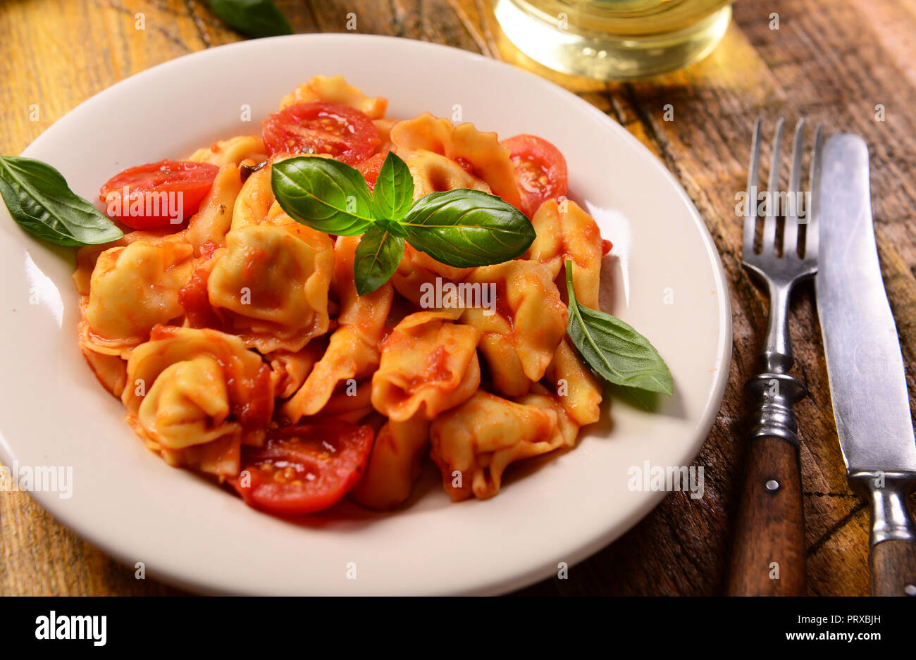 Featured image of post Steps to Make Traditional Tortellini Sauce