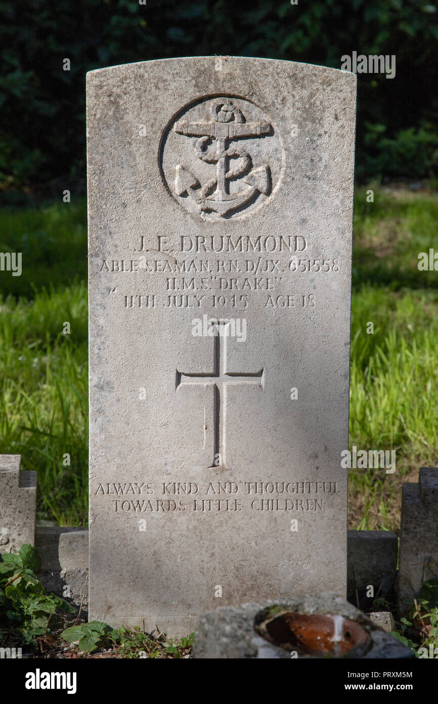 Commonwealth War Graves Commission Grave of John Edward Drummond of H.M.S. Drake, the Royal Navy, St. James Cemetery, Bath, UK Stock Photo