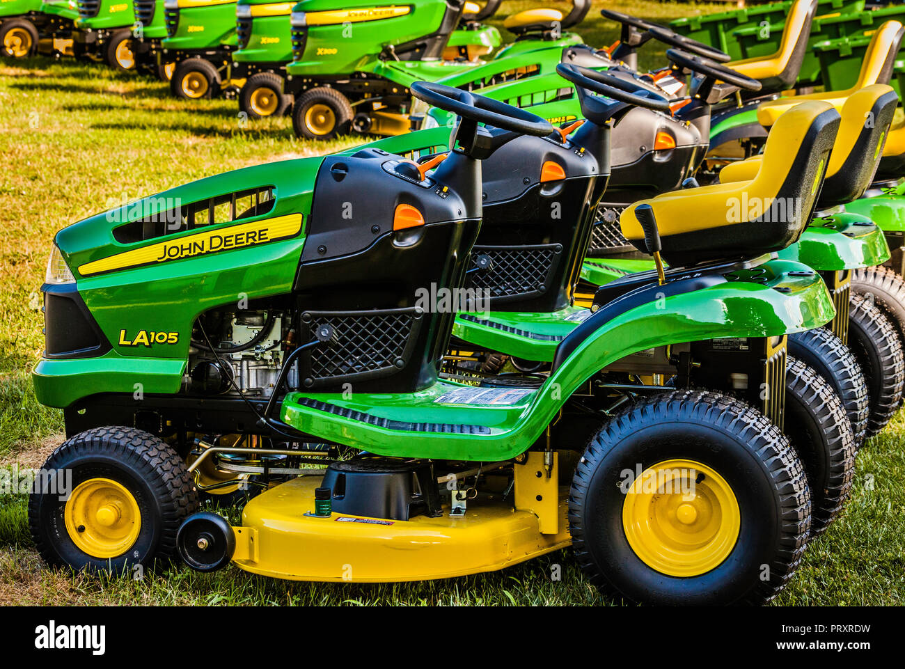 John Deere Tractors Usa High Resolution Stock Photography And Images Alamy