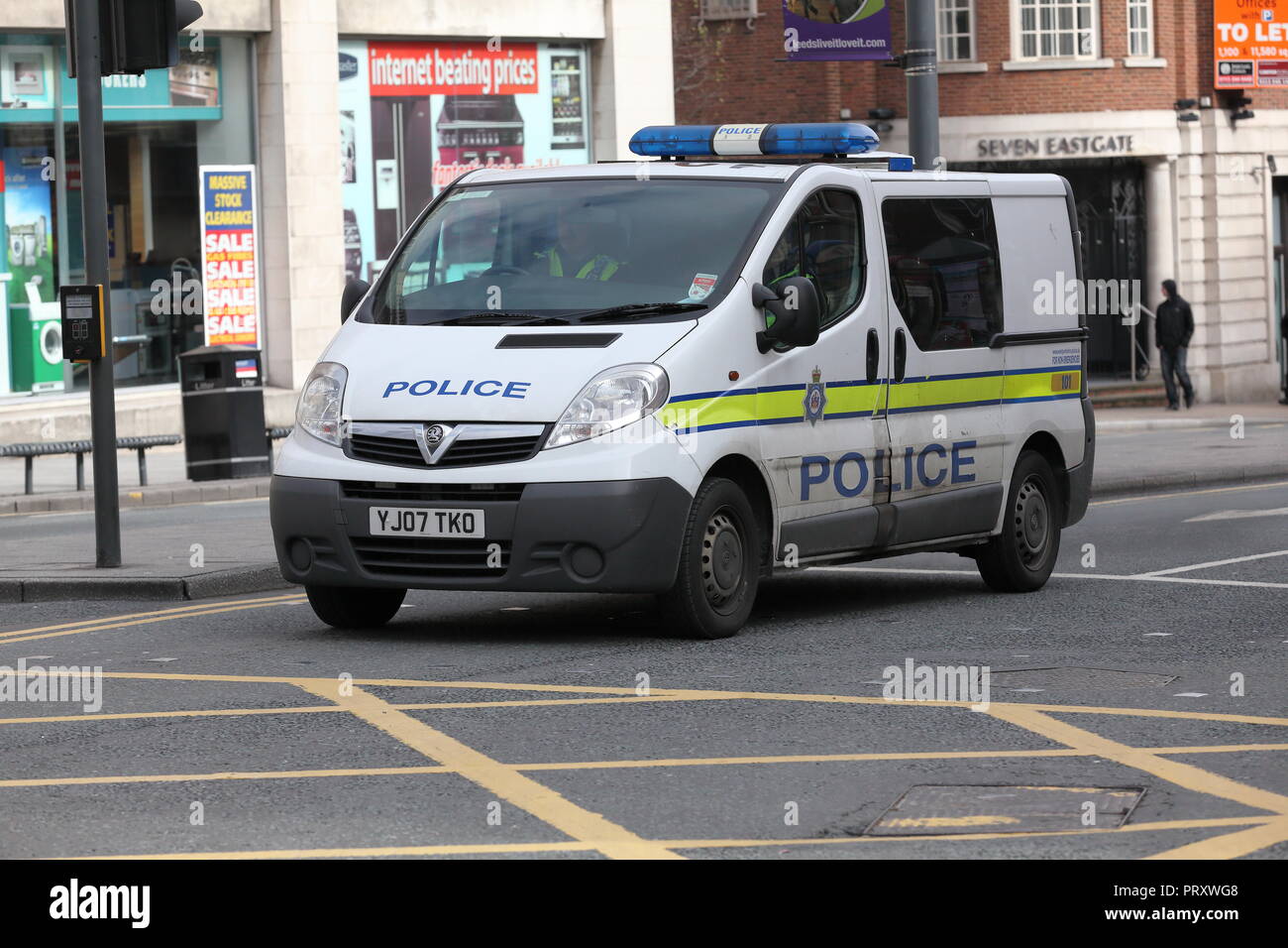 Vauxhall police van hi-res stock photography and images - Alamy