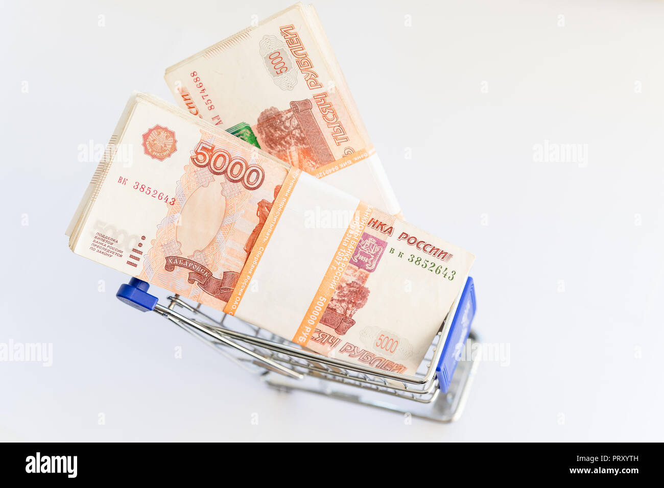 New 200 rubles in the Crimea sell for 500 New 200 rubles in the Crimea sell for 500