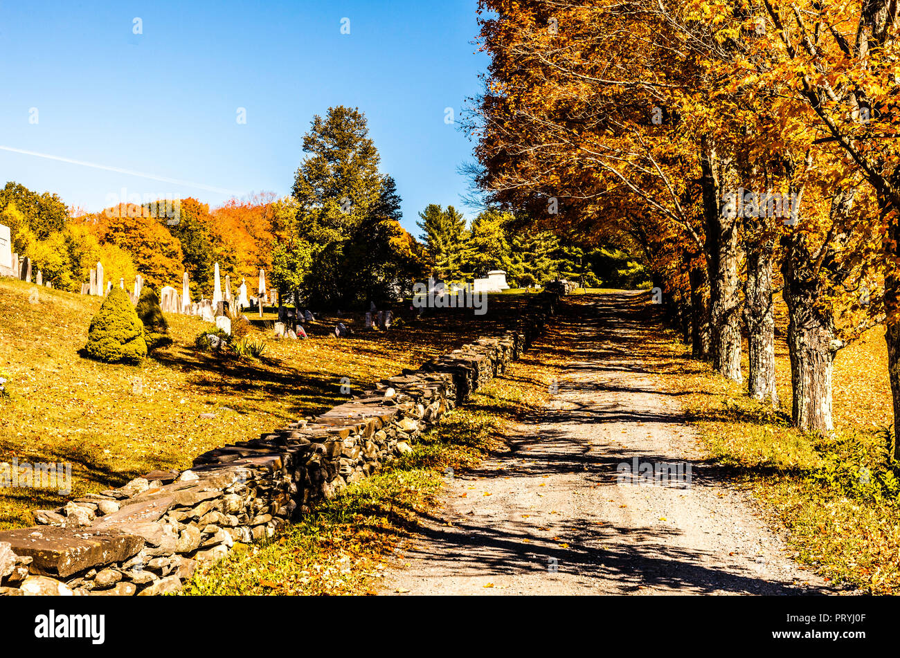 Wall Fall Monuments High Resolution Stock Photography and Images - Alamy