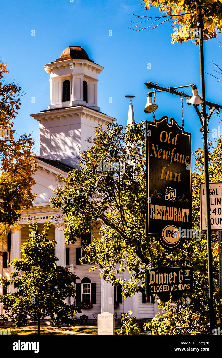 Covered bridgel hires stock photography and images Alamy
